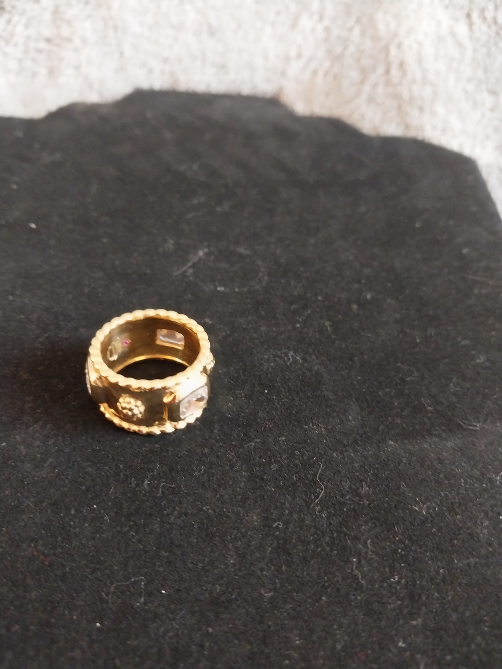 Capucine De Wulf Berry Band Ring